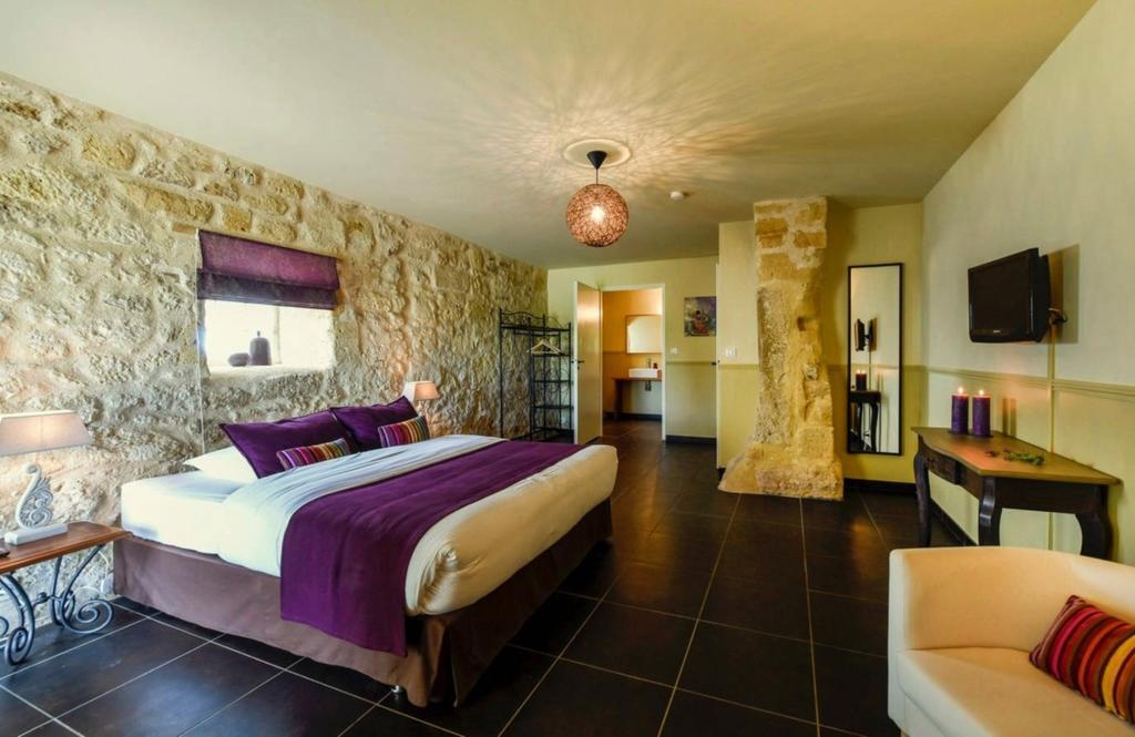 Bleu Raisin Bed and Breakfast Les Salles-de-Castillon Exteriör bild