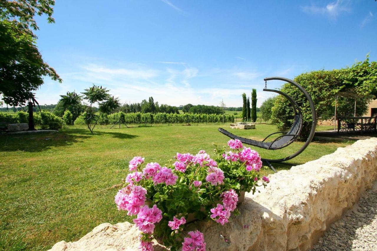 Bleu Raisin Bed and Breakfast Les Salles-de-Castillon Exteriör bild