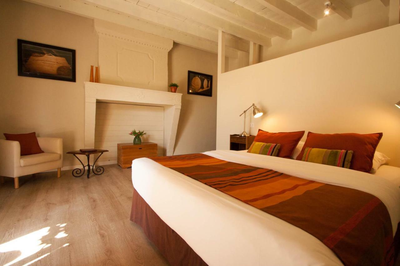 Bleu Raisin Bed and Breakfast Les Salles-de-Castillon Exteriör bild